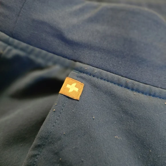 Figs Womens Vibrant Blue Scrub Joggers - Picture 5 of 10